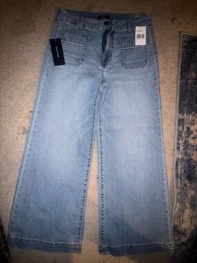 Light Wash Wide Leg Jeans